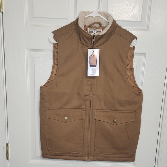 Brown Outdoor Vest with High Collar and Durable Fabric - Picture 1 of 4